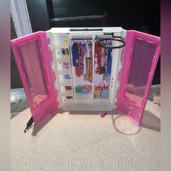 Barbie Fashionistas Ultimate Closet Accessory play set  dolls toy 2018 Mattel * - Picture 4 of 12